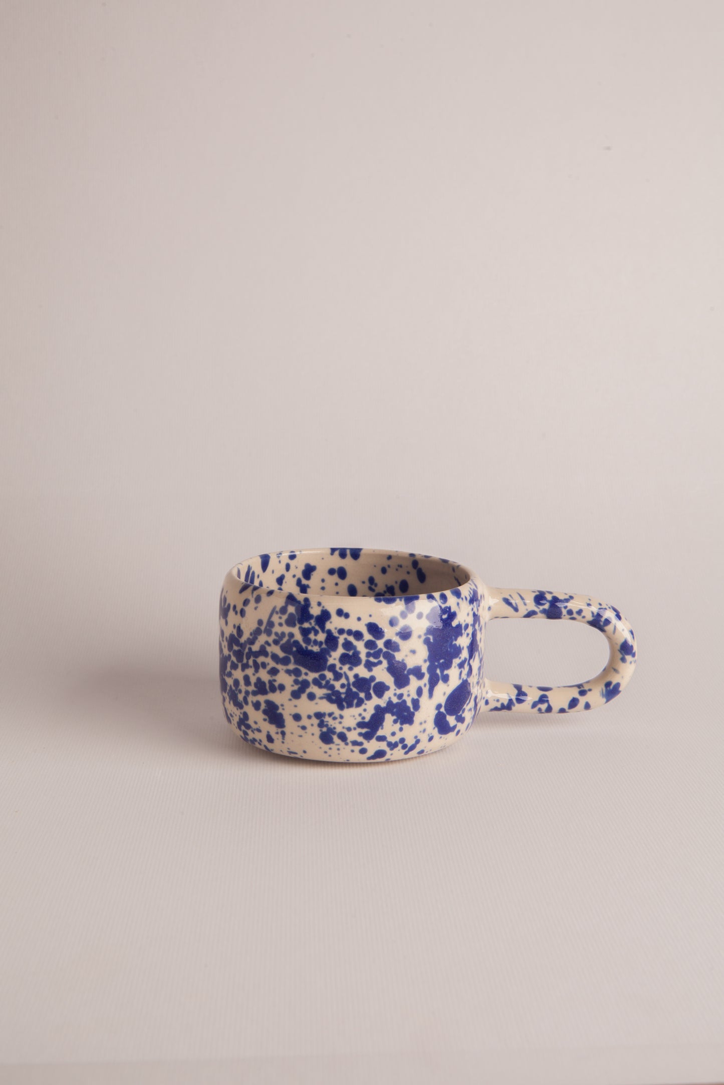 Taza "D" Azul