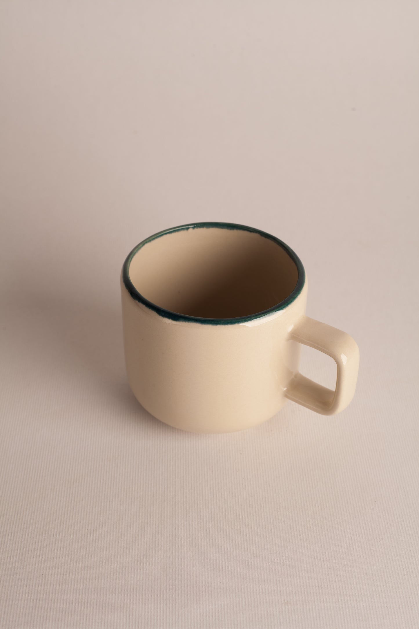 Taza L